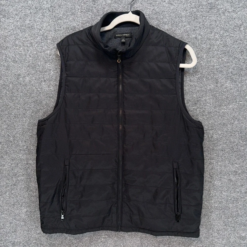 Banana Republic Puffer Vest Mens Medium Black Quilted Full Zip Lightweight Gilet